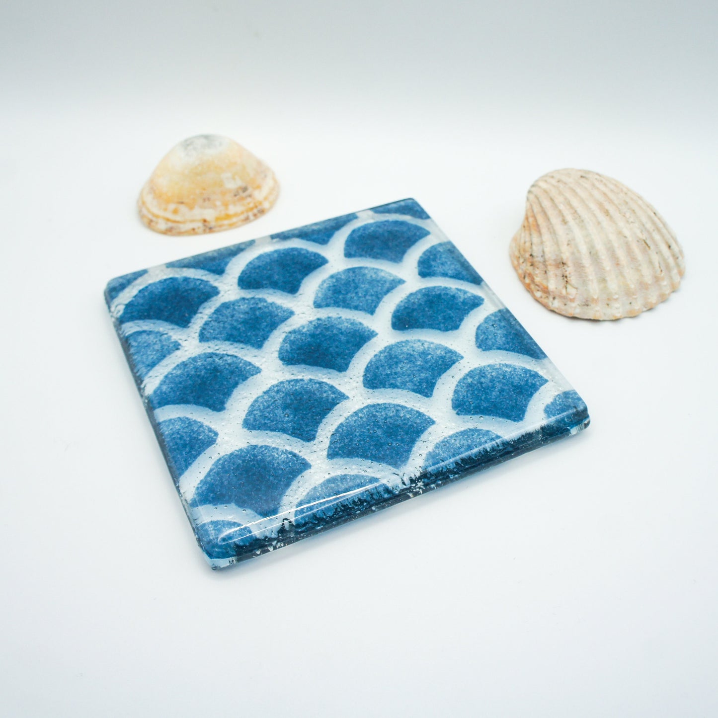 set of 4 Fishscale Fused Glass Coasters, coaster with japanese pattern 10cm(4"), house warming gifts, tile coaster, handmade coaster, gifts